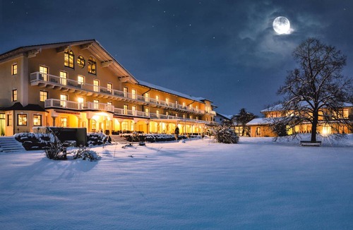 Teisendorf Resort | Private room ∙ 2 guests