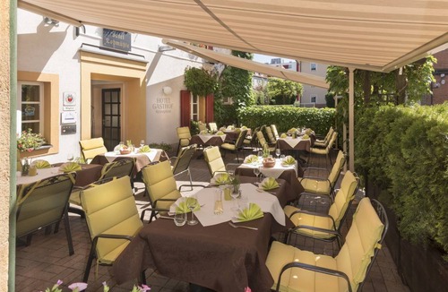 Bayreuth Resort | Private room ∙ 2 guests
