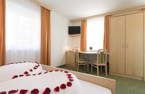 Freilassing Resort | Private room ∙ 2 guests