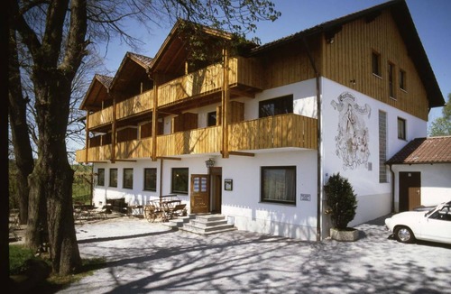 Regen Resort | Private room ∙ 2 guests