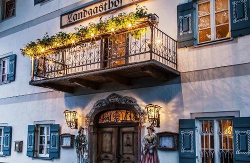 Frasdorf Resort | Private room ∙ 3 guests