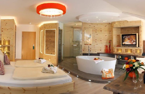 Grainet Resort | Private room ∙ 3 guests