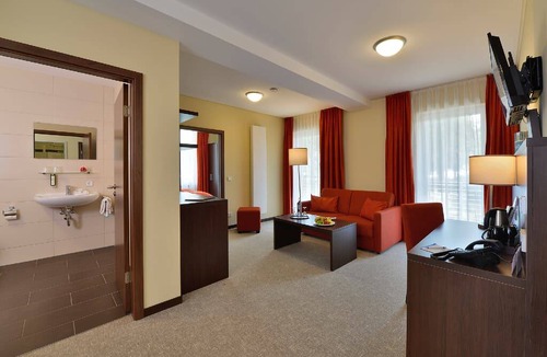 Erbendorf Resort | Private room ∙ 3 guests