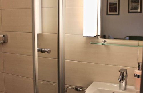 Vohenstrauss Resort | Private room ∙ 3 guests