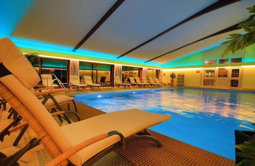 Lam Resort | Private room ∙ 3 guests