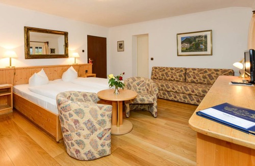 Oberschonau Resort | Private room ∙ 4 guests