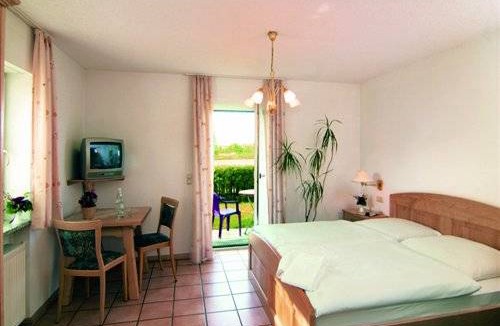 Deggendorf Resort | Private room ∙ 5 guests