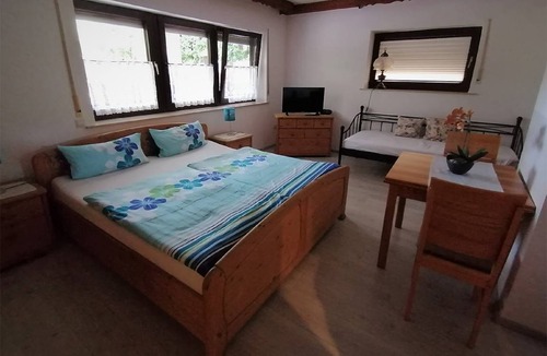 Grosswallstadt Resort | Private room ∙ 1 bedroom ∙ 3 guests