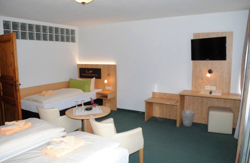 Umrathshausen Resort | Private room ∙ 3 guests