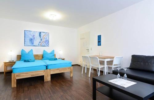 Weststadt House | Private rooms next to subway