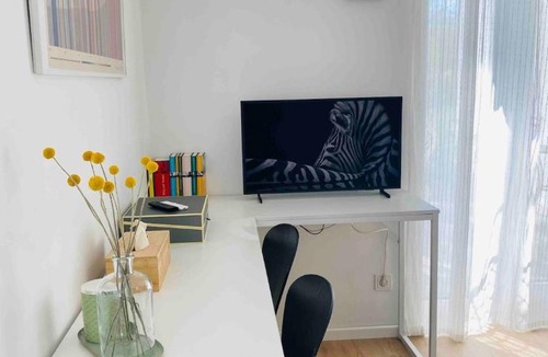 Krummenacker Apartment | Private Terrace and Hammock Chair - Quiet Oasis near Esslingen