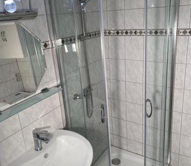 Furstenfeldbruck District Apartment | Private Wohnung in Fürstenfeldbruck, nahe Ammersee/München/Augsburg