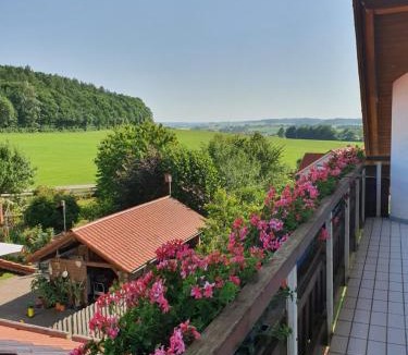 Unterallgau Apartment | Privatzimmer mit Balkon im schönen Allgäu