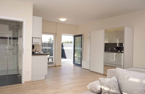 Sulzbach am Main Apartment | PURE LUXURY PLEASURE - Apartment with box spring bed and terrace
