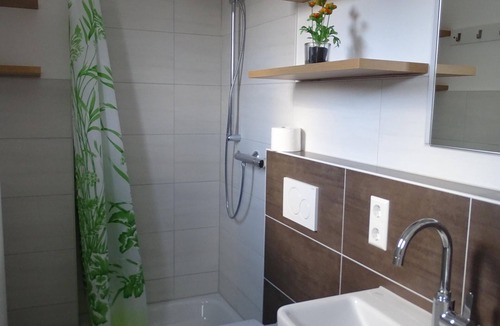 Haddorfer Seen Apartment | "Pure relaxation in the birch grove: your retreat in nature!"