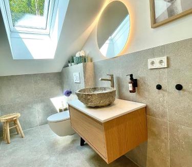 Tulfes Apartment | Quartier 27- modern Apartment with Balcony & free parking