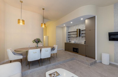 Trafalgar Apartment | Queen's Chamberí Boutique I - Alojamiento Corta Estancia
