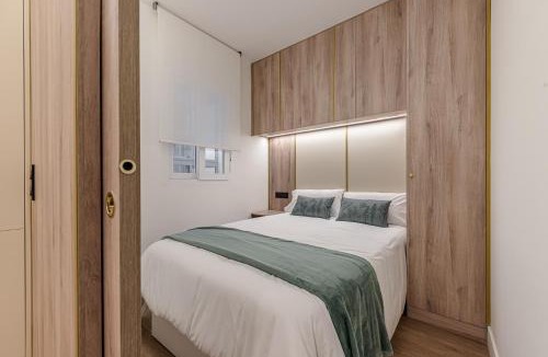 Ibiza Apartment | Queen's Retiro IV - Alojamiento Corta Estancia