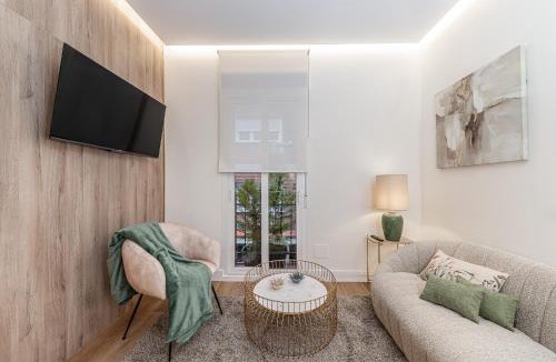 Ibiza Apartment | Queen's Retiro IV - Alojamiento Corta Estancia