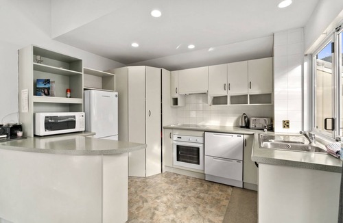 Fernhill Cottage | Queenstown Haven - Queenstown Holiday Home