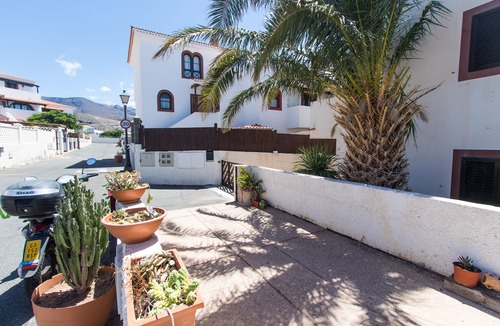 Agaete Apartment | Quiet apartment with panoramic terrace