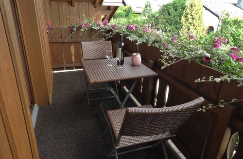 Bad Birnbach Apartment | Quiet location facing the garden to relax