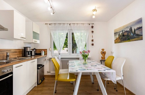 Steisslingen Apartment | Quiet, Modern Apartment with Garden near Lake Steißlingen and Lake Constance
