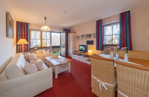 Oberstdorf Apartment | Quiet, sunny location, directly in Oberstdorf, all cable cars can be booked free of charge