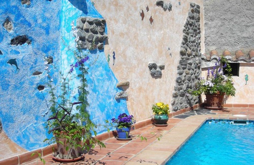 Orgiva House | Quiet village house, central and comfortable with garden and heated pool, garage
