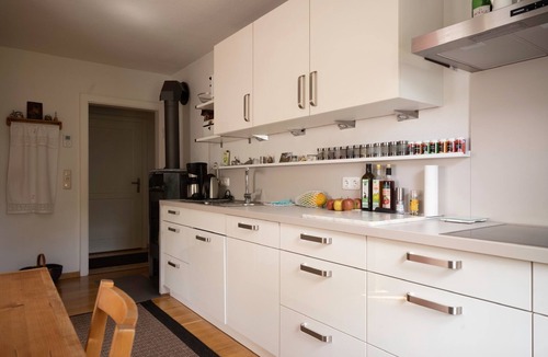 Murnau am Staffelsee Apartment | Quiet, well-kept * holiday apartment, ground floor with terrace & garden, centrally located in Murnau