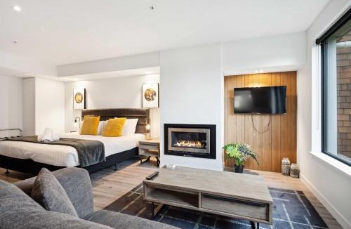 Arthur's Point Apartment | Rēhia at La residence du Parc