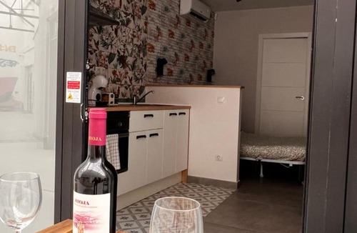 Villa de Vallecas Apartment | R4 Espacio ideal trabajo y descanso junto a Metro Madrid
