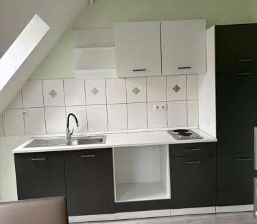 Oberdorla Apartment | Red Dot Apartment Lucky