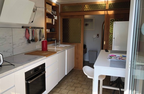 Mainstockheim Apartment | Red Floor in Franconian design, south-facing balcony only 50 steps to cycle path