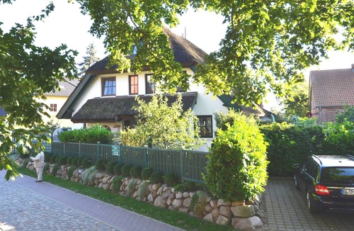 Gross Zicker Cottage | Reed corner house 5 pers. - Reeth�user 17/Fam. Kr�ning/TZR