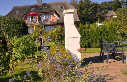 Gross Zicker House | Reetdach-Ferienwohnungen 8 Kröning