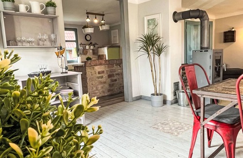 Bannemin House | Reetgedecktes Ferienhaus Seelchen by Interhome