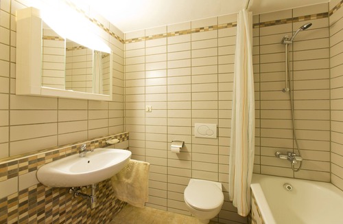 Scheidegg Condo | Relax in a cozy atmosphere with mountain views