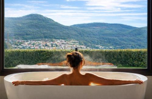 Mos House | Relax Natural en Vigo Rural Mos con Jacuzzi y Vistas