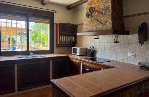 Cuevas de San Marcos House | Relax y piscina privada para familias