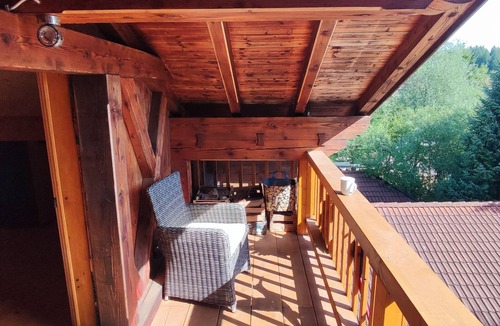 Grosswell House | Relaxation on 2 levels; hiking,cycling from the house, skiing in the surrounding