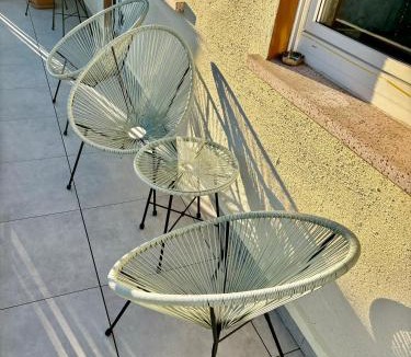 Dielheim Apartment | RelaxStay - Stilvolle Wohnung mit Balkon - ruhig & nahe Heidelberg