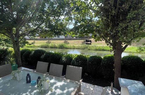 Vohburg an der Donau House | Renoviertes Altstadthaus mit Großen Aussenbereich und Terrasse mit Feuerstelle