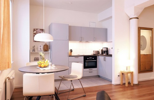 Warnemuende Apartment | Residence at the Kurpark! 45 m², quiet, central, close to the beach-WLAN
