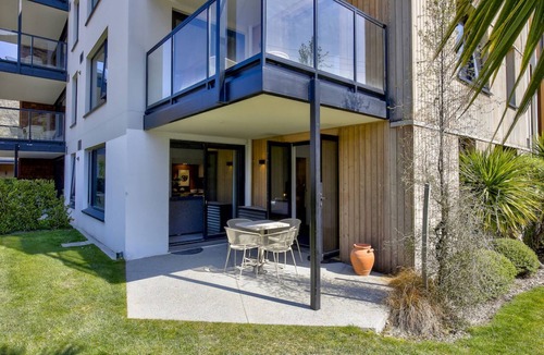 Arthur's Point Apartment | Residence Du Parc - Apt 6b at the base of Coronet Peak