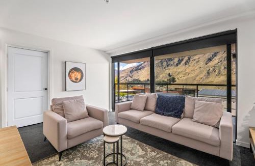 Arthur's Point Apartment | Residence du Parc by Staysouth