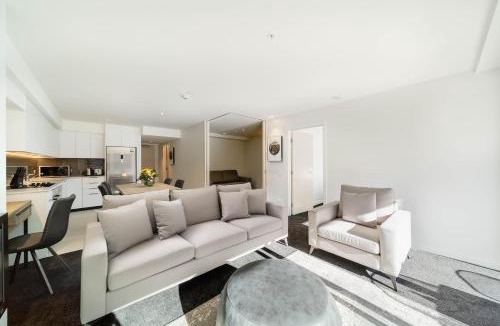 Arthur's Point Apartment | Residence du Parc - Luxury Apartment