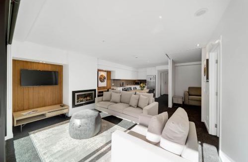 Arthur's Point Apartment | Residence du Parc - Luxury Apartment