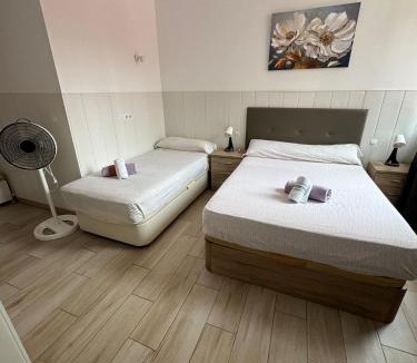 Carabanchel House | RI HOSTELs