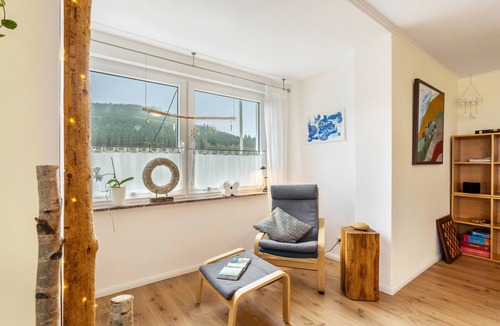 Oberhundem Apartment | Richter Apartment with Mountain View and Shared Terrace